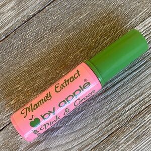 Apple Mamey Extract Lip Gloss - Vibrant Pink with Green Cap
